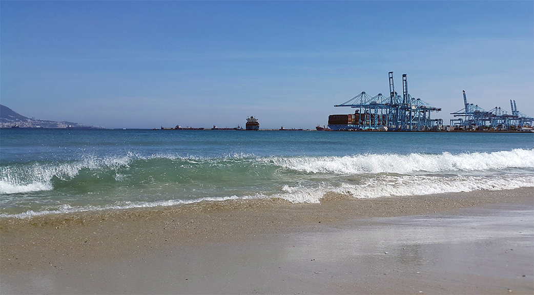 Valence et Algésiras protègent leurs plages