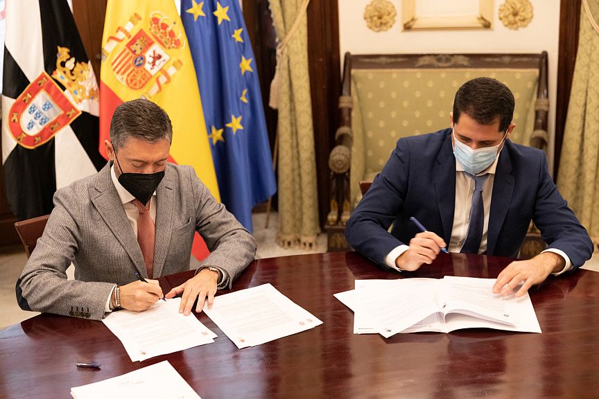 The Port and the City of Ceuta (Spain) finalyze an agreement