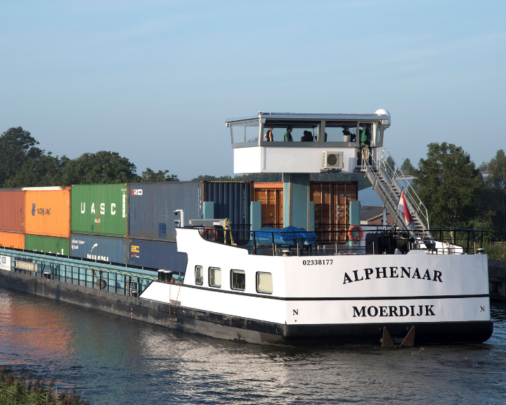 Le gouvernement néerlandais investit dans la navigation fluviale durable