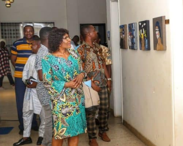 Lomé: residuos urbanos e industriales transformados en obras de arte