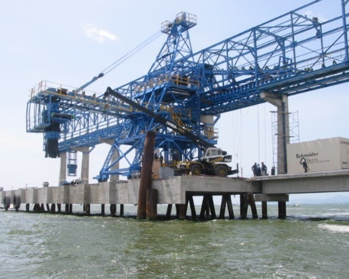 An intermodal zone replaces a coal terminal in Colombia