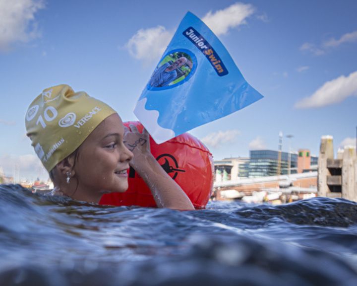 Les villes fluviales organisent des courses de natation