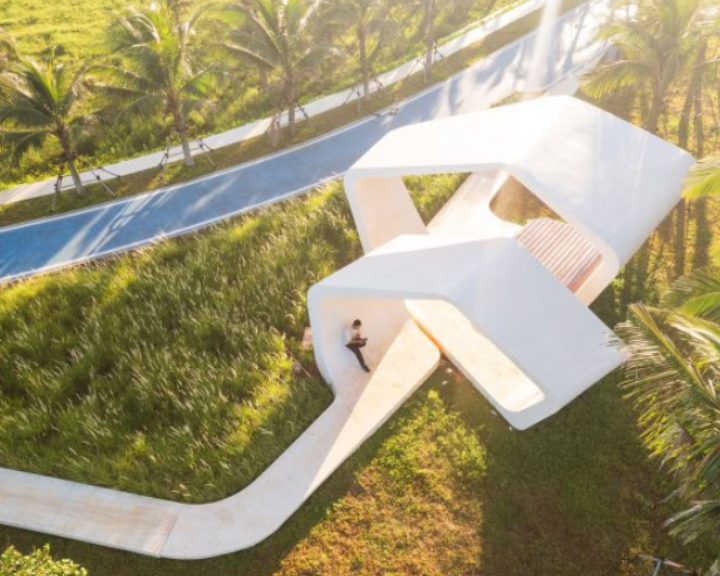 A concrete sea wall converted into a resilient public space in Haikou